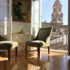  Apartment Clocktower
